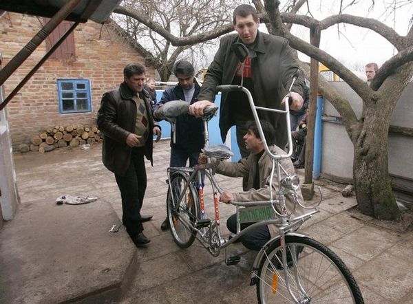 2-tallest_man.jpg