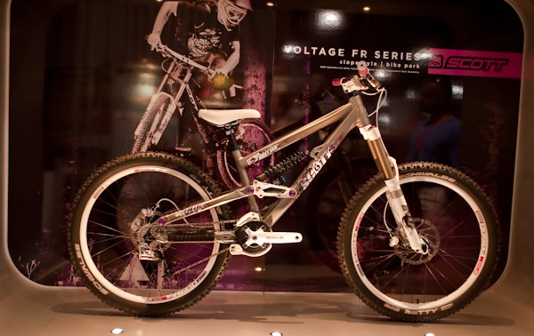 Scott_Voltage_FR_2010_bike.jpg