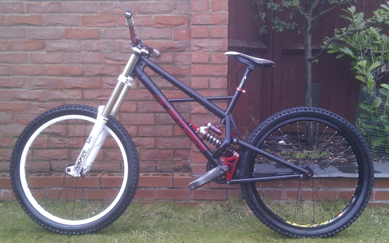 Katipo_DH_custom_-03r42.jpg