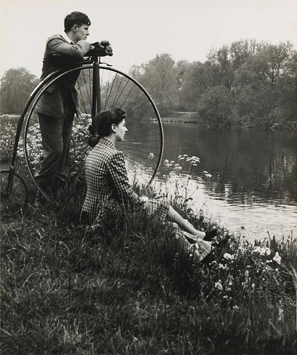 Bill_Brandt_Penny-farthing_for_their_thoughts_from_A_Day_on_the_River_1941.jpg